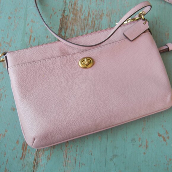 NEW Coach PINK Pebbled LeathER Polly Crossbody TURNLOCK -C3376 - Picture 1 of 10